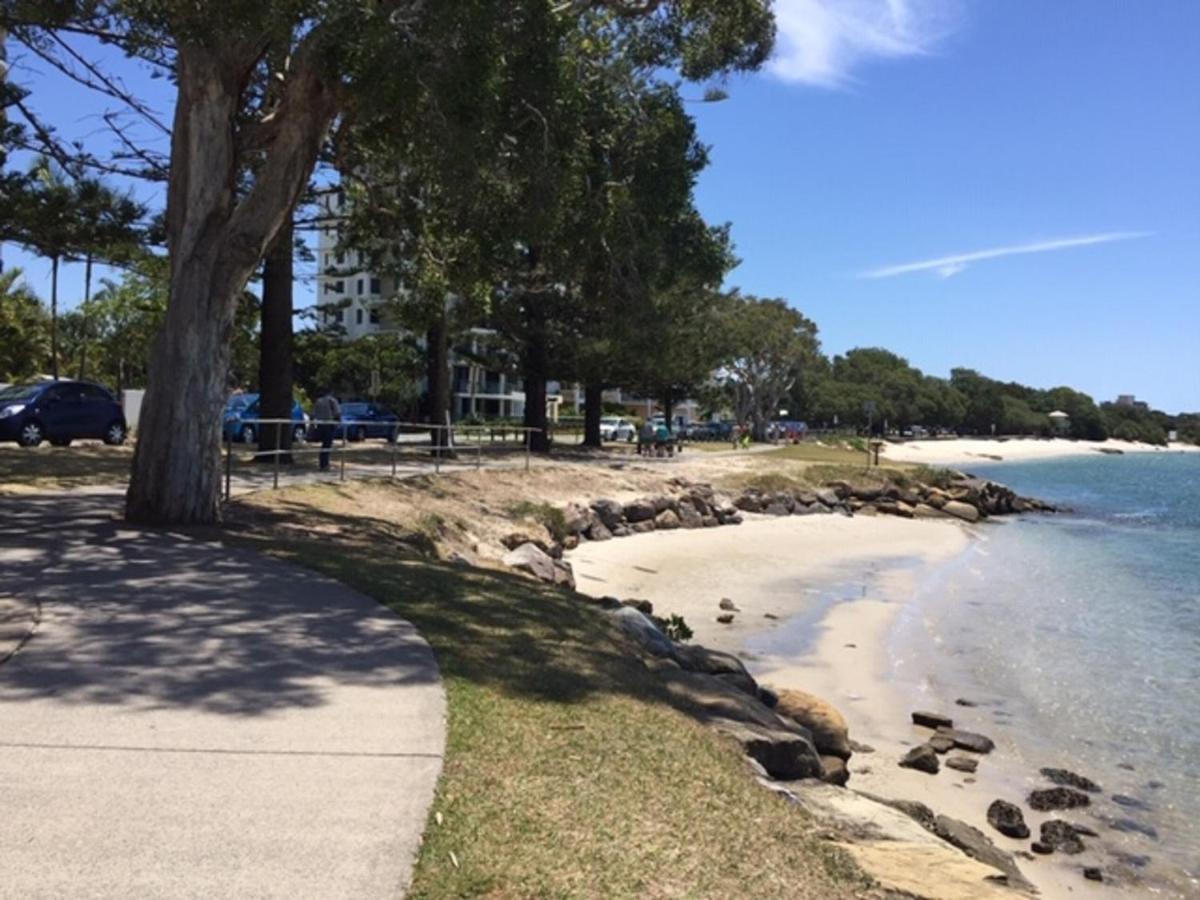 Just Perfect Apartment With Ocean Views Caloundra Esterno foto